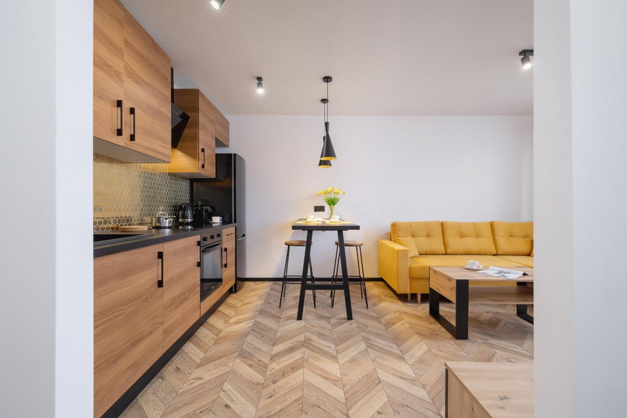 City Center One-Bedroom Apartment With Bathtub By Noclegi Renters Ряшів Екстер'єр фото
