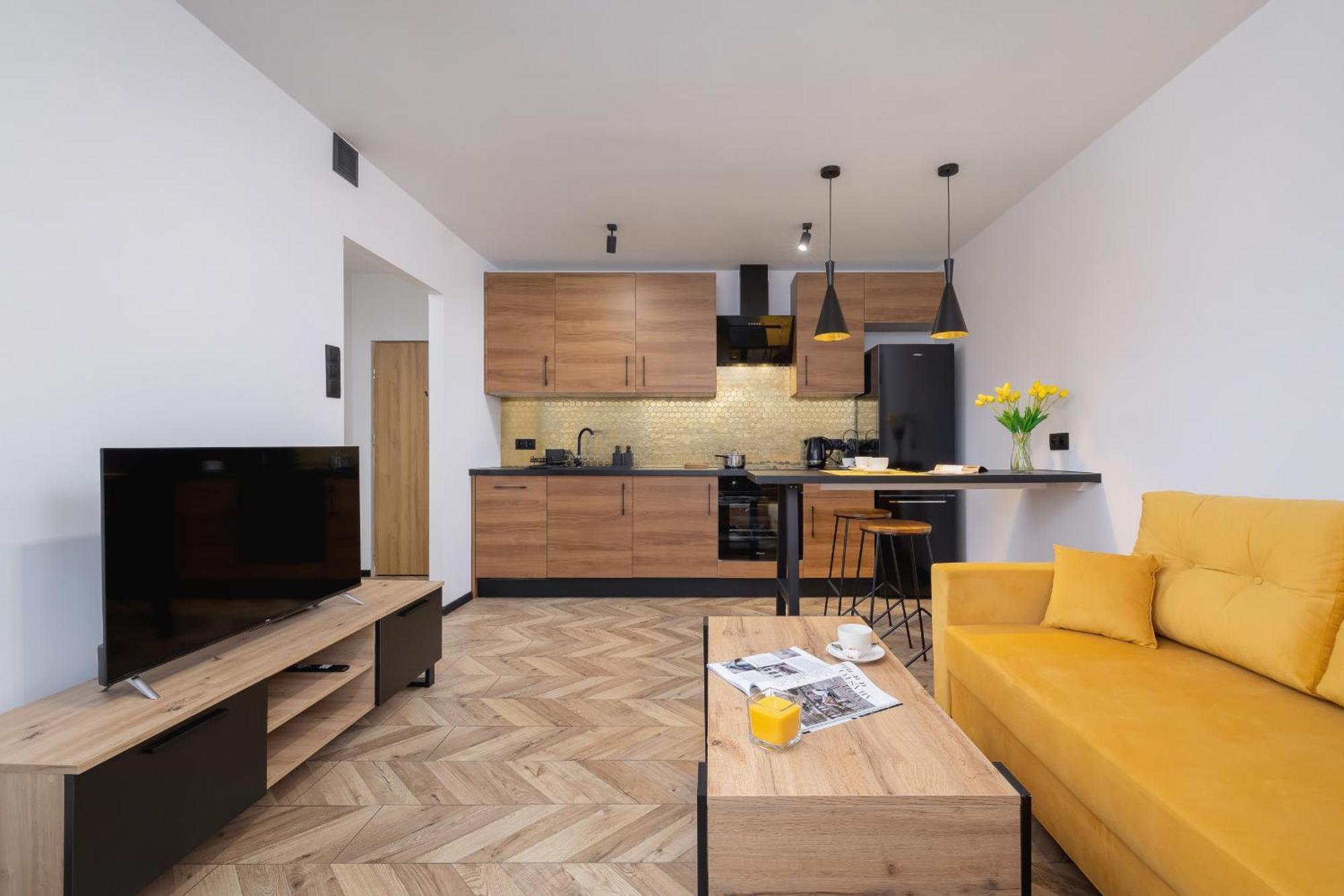 City Center One-Bedroom Apartment With Bathtub By Noclegi Renters Ряшів Екстер'єр фото